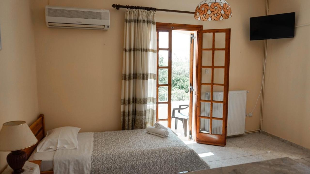 Soula Rooms Кіні Екстер'єр фото